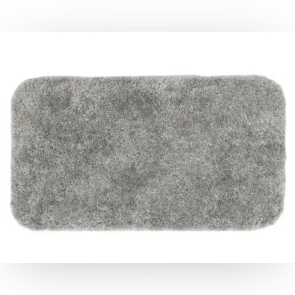 Mohawk Home Bridgetown Machine Washable Bath Mat 23" x 39" - Silver - Picture 1 of 8